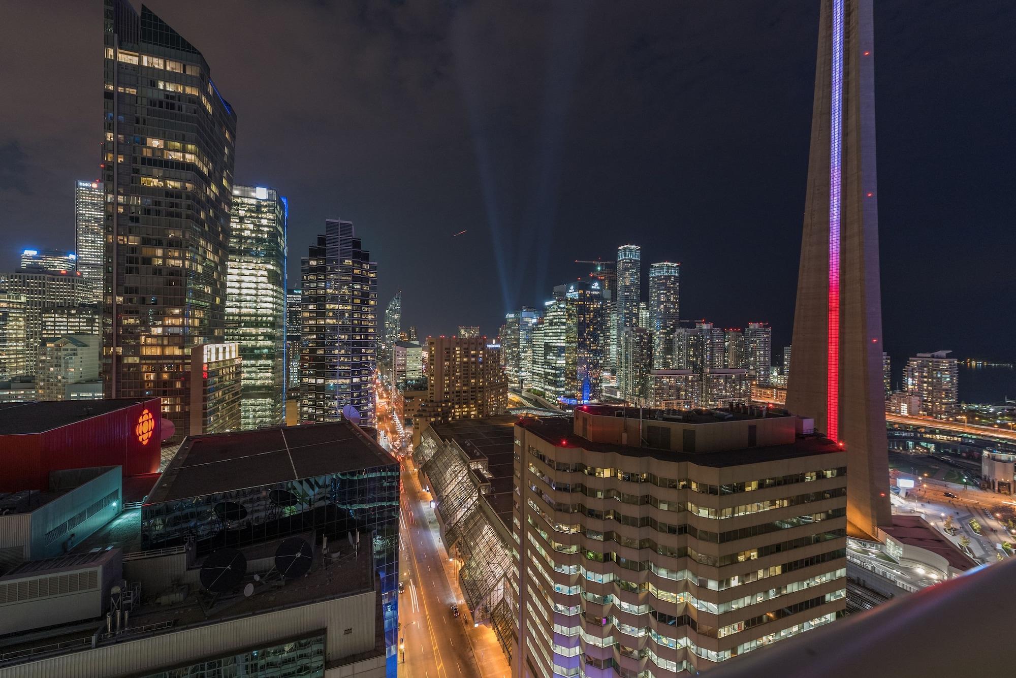 Grand Royal Condos - Cn Tower Toronto Eksteriør bilde